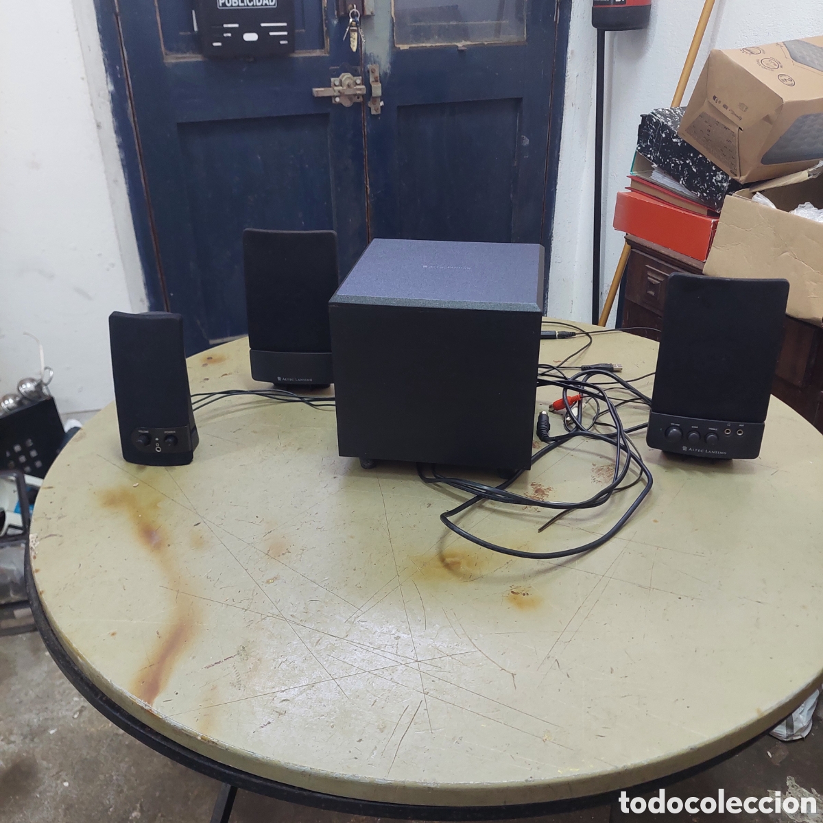 Segunda mano: Altavoces Altec Lansing.
