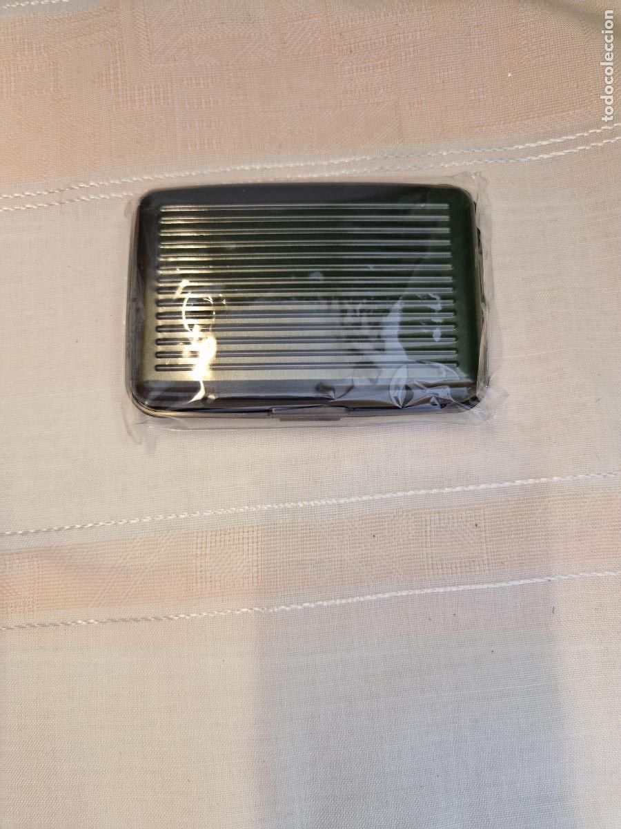Segunda mano: BONITO TARJETERO DE ALUMINIO. NUEVO. - Foto 2