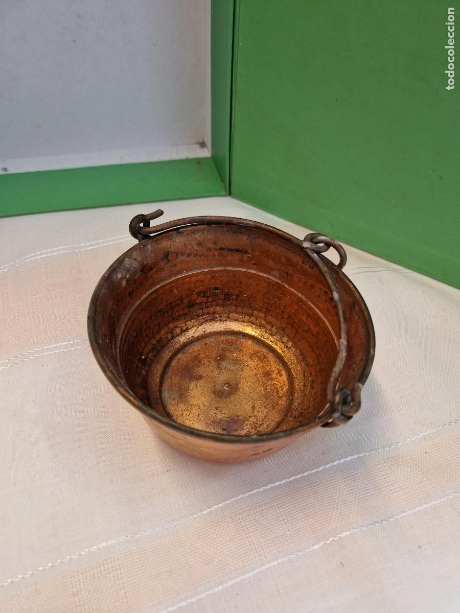 Segunda mano: BONITO CALDERO VINTAGE. BRONCE.