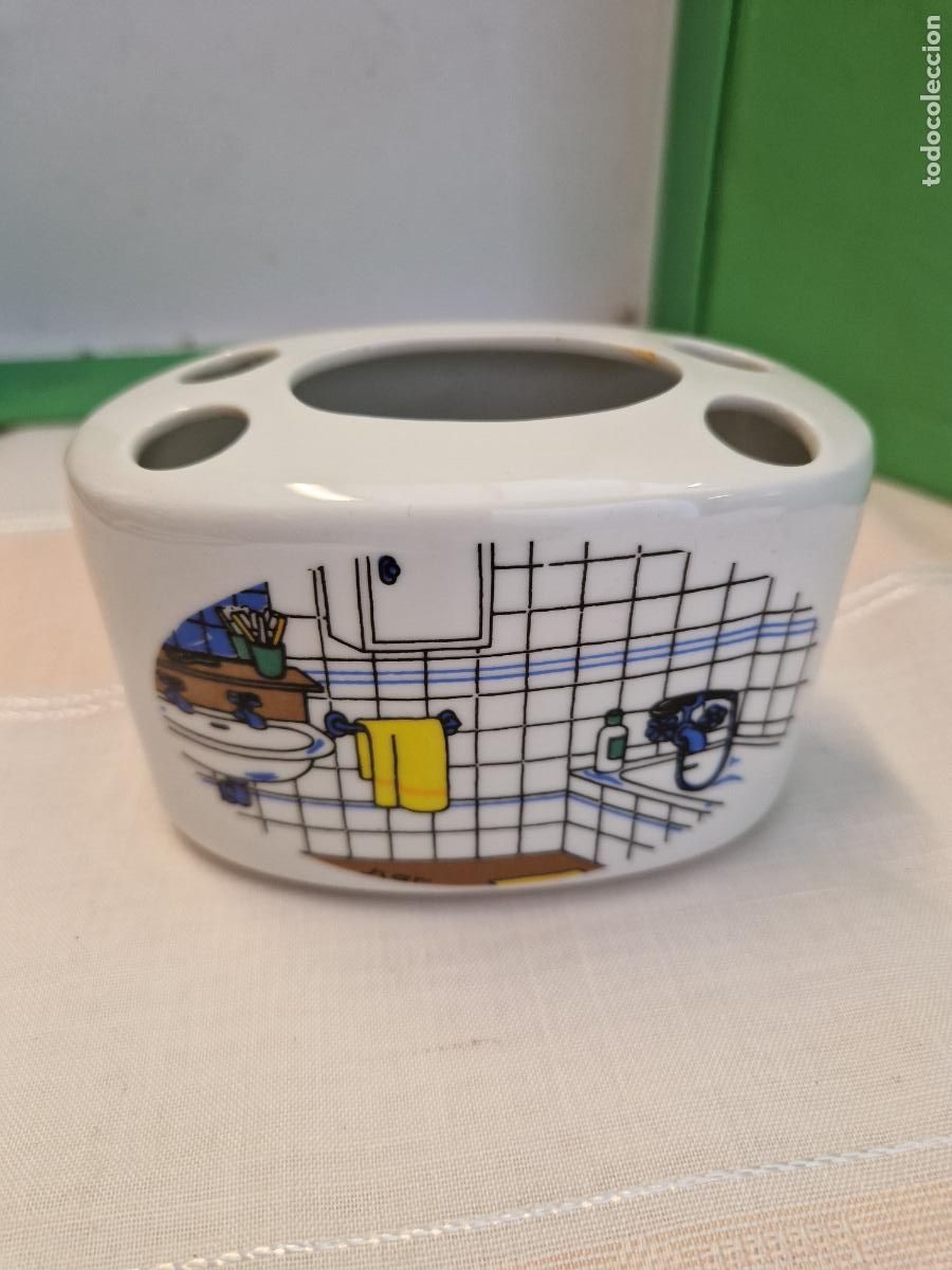 Segunda mano: BONITO PORTACEPILLOS EN CERAMICA. - Foto 2