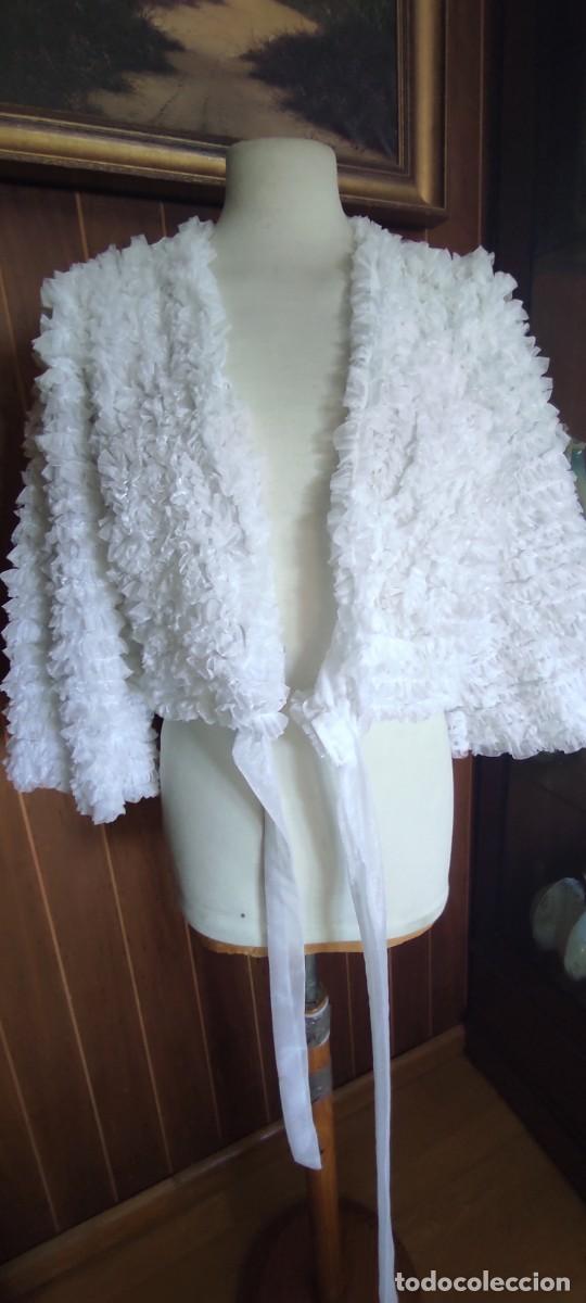 Segunda mano: ELEGANTE CHAQUETA BOLERO / TORERA BLANCA DE FIESTA O NOVIA,Talla XS/S
