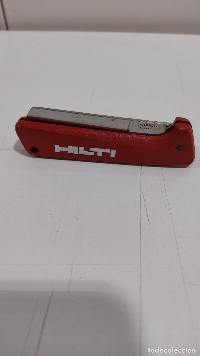 Segunda mano: 1239 ANTIGUA NAVAJA HILTI, 3 FUNCIONES, HOJA AITOR, ACERO INOXIDABLE, A&Ntilde;OS 80