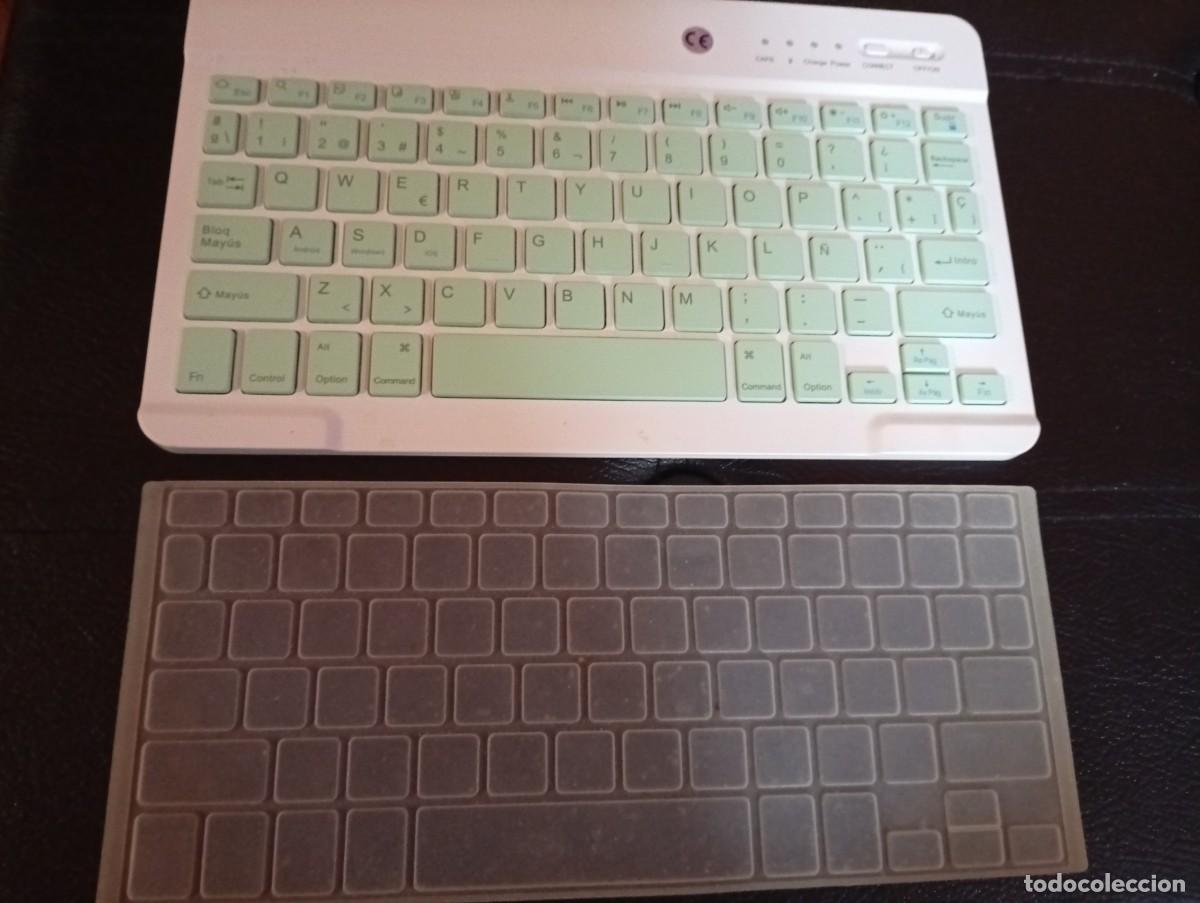 Segunda mano: teclado inalambrico de viaje