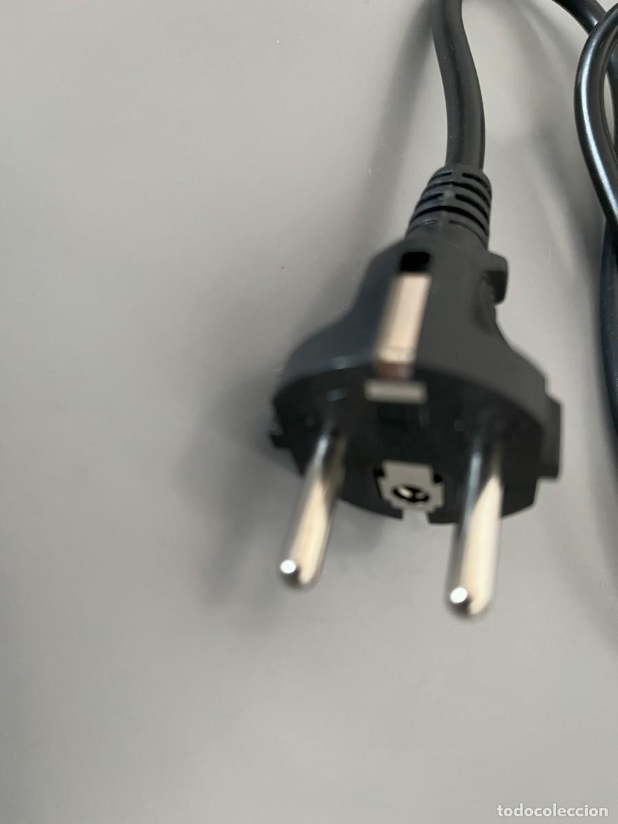 Segunda mano: Cable Alimentaci&oacute;n PC C13 (Varios) - Foto 3