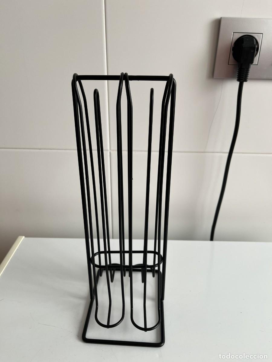 Segunda mano: Dispensador C&aacute;psulas Nespresso Negro - Foto 2