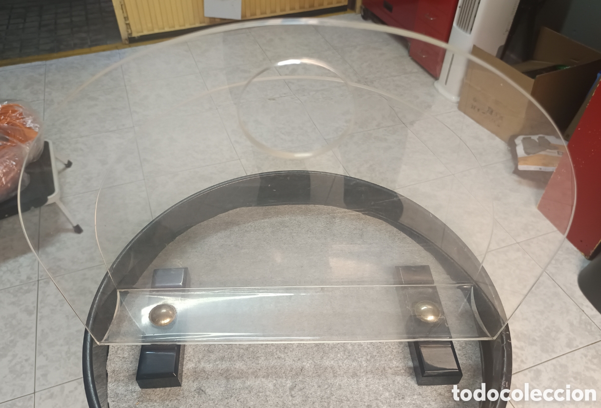 Segunda mano: Revistero acr&iacute;lico transparente y negro - Foto 2