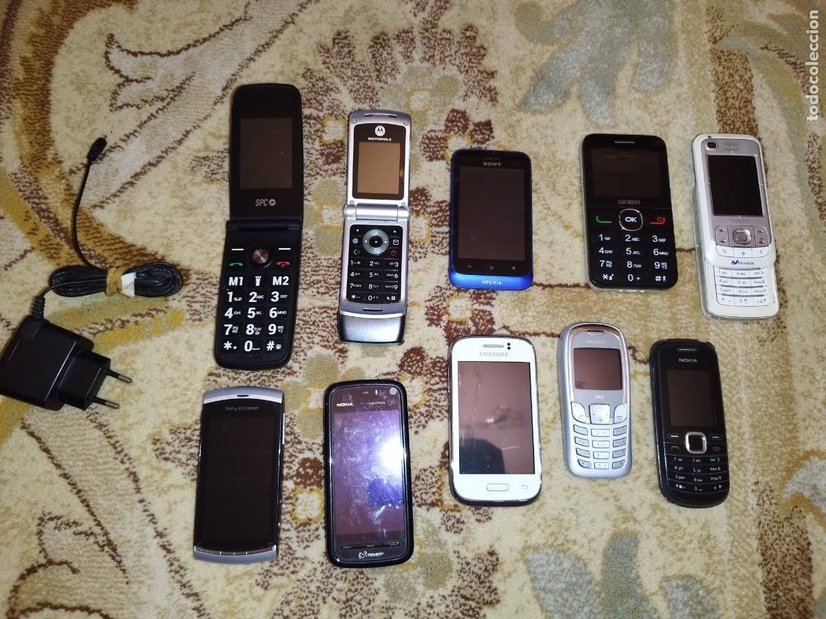 Segunda mano: Lote tel&eacute;fonos m&oacute;viles