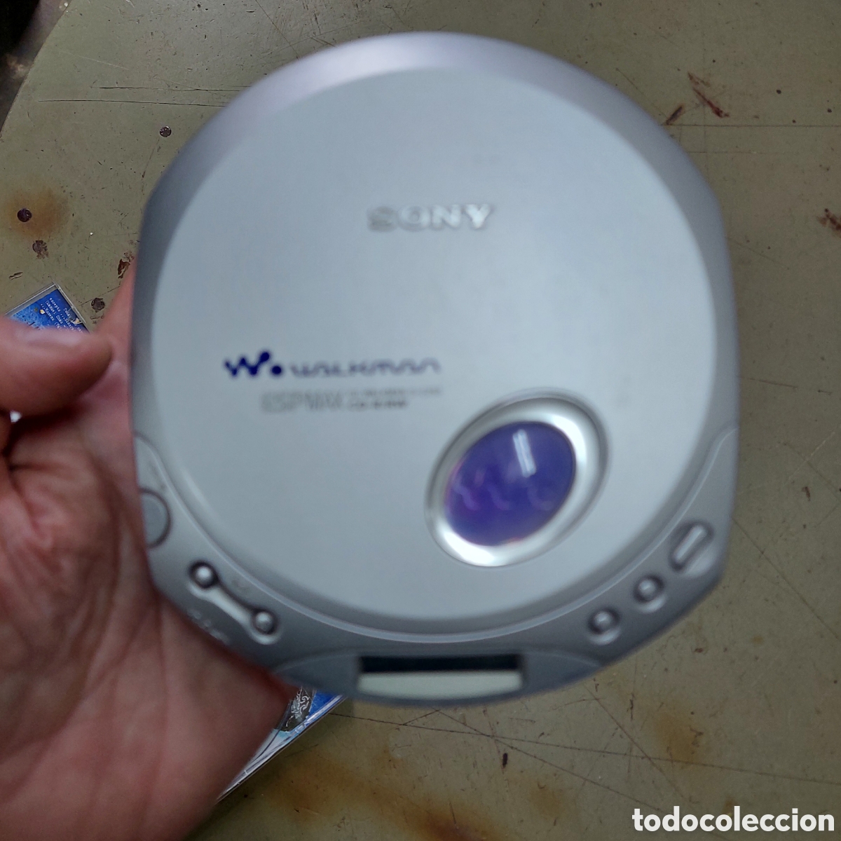 Segunda mano: CD Player Sony D-E 350. - Foto 4