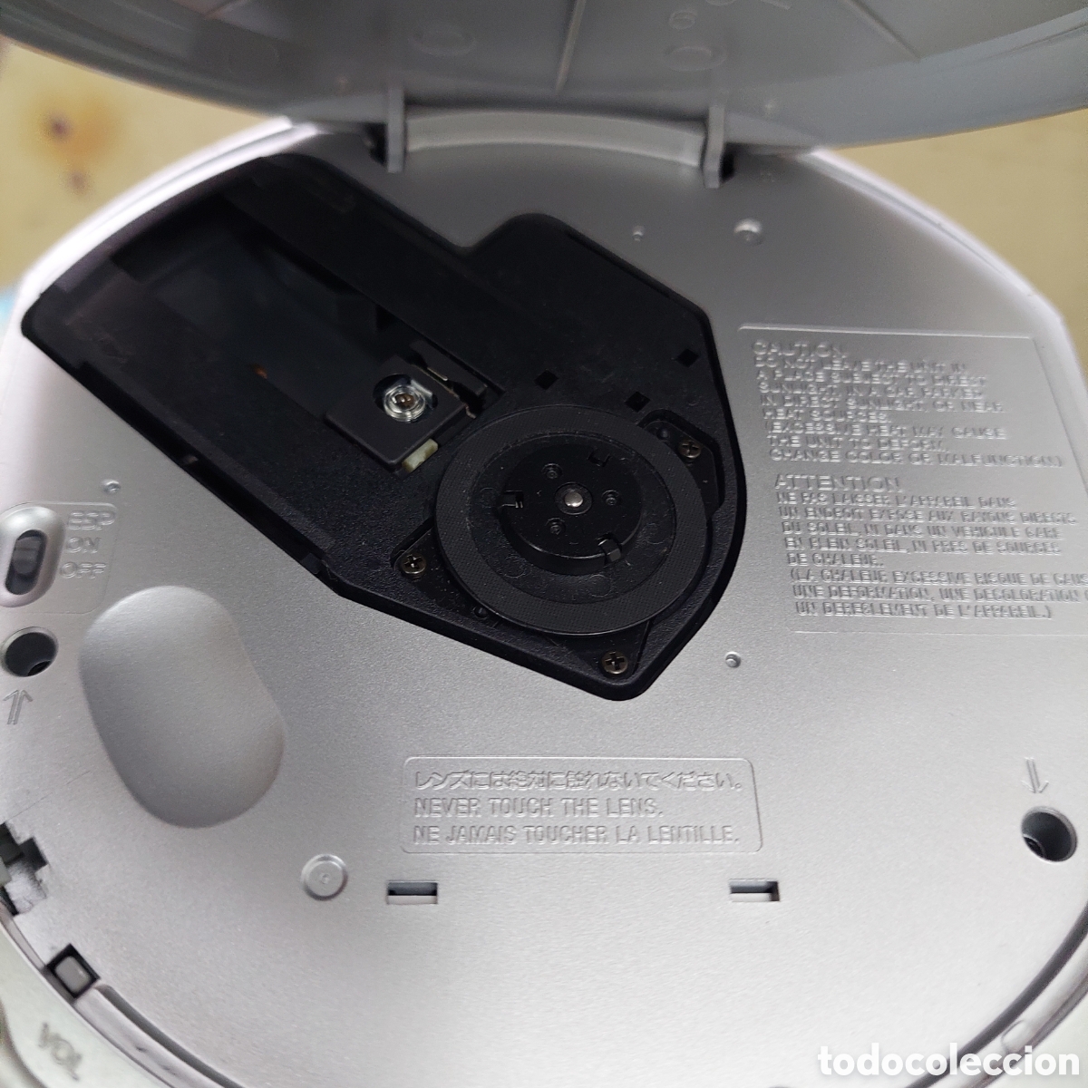 Segunda mano: CD Player Sony D-E 350. - Foto 5