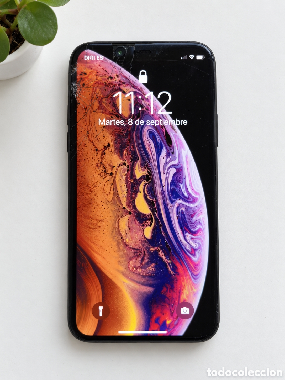 Segunda mano: iPhone XS oro pantalla agrietada.