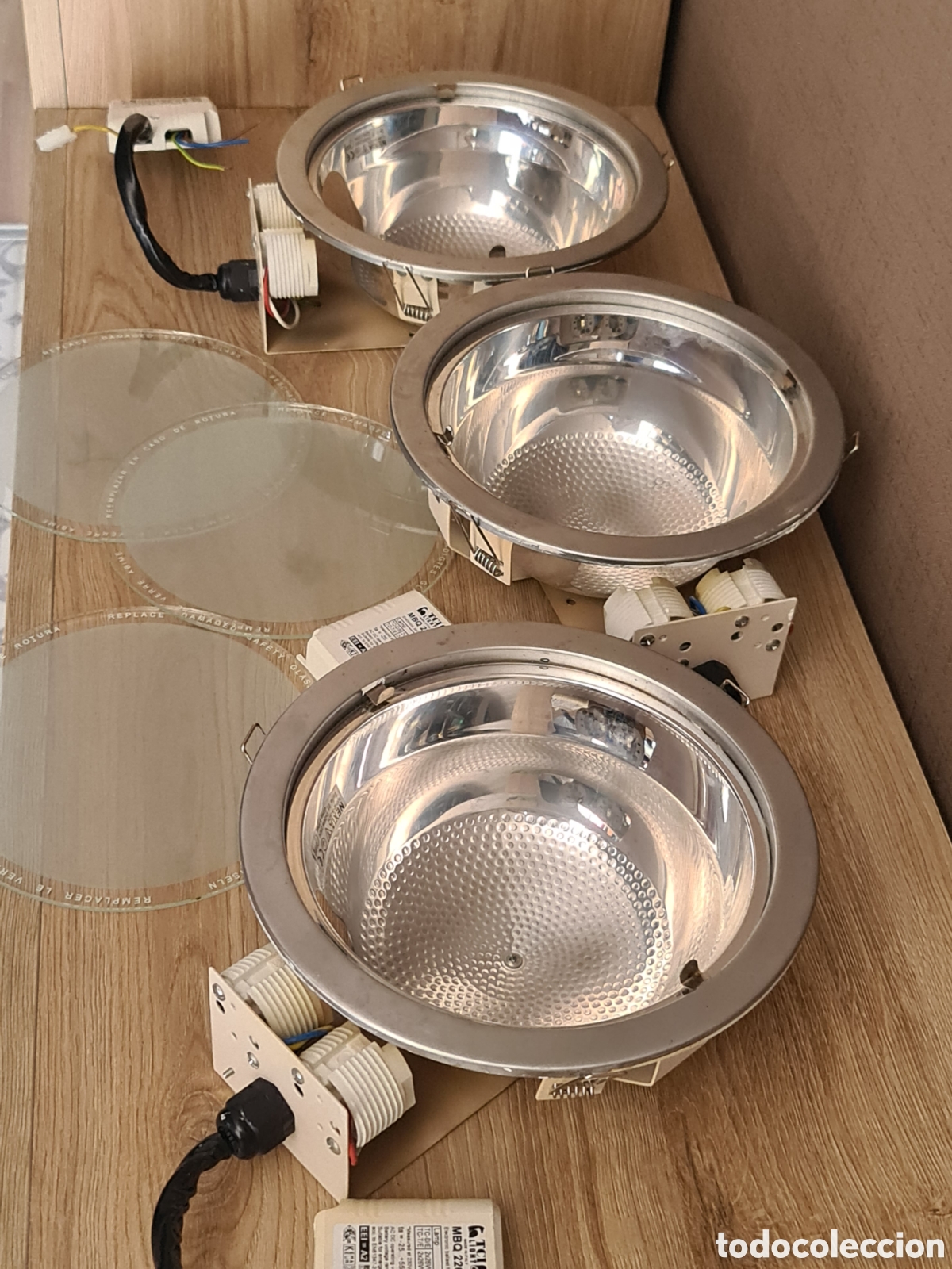 Segunda mano: Lote 3 focos empotrables/ downlight. - Foto 3