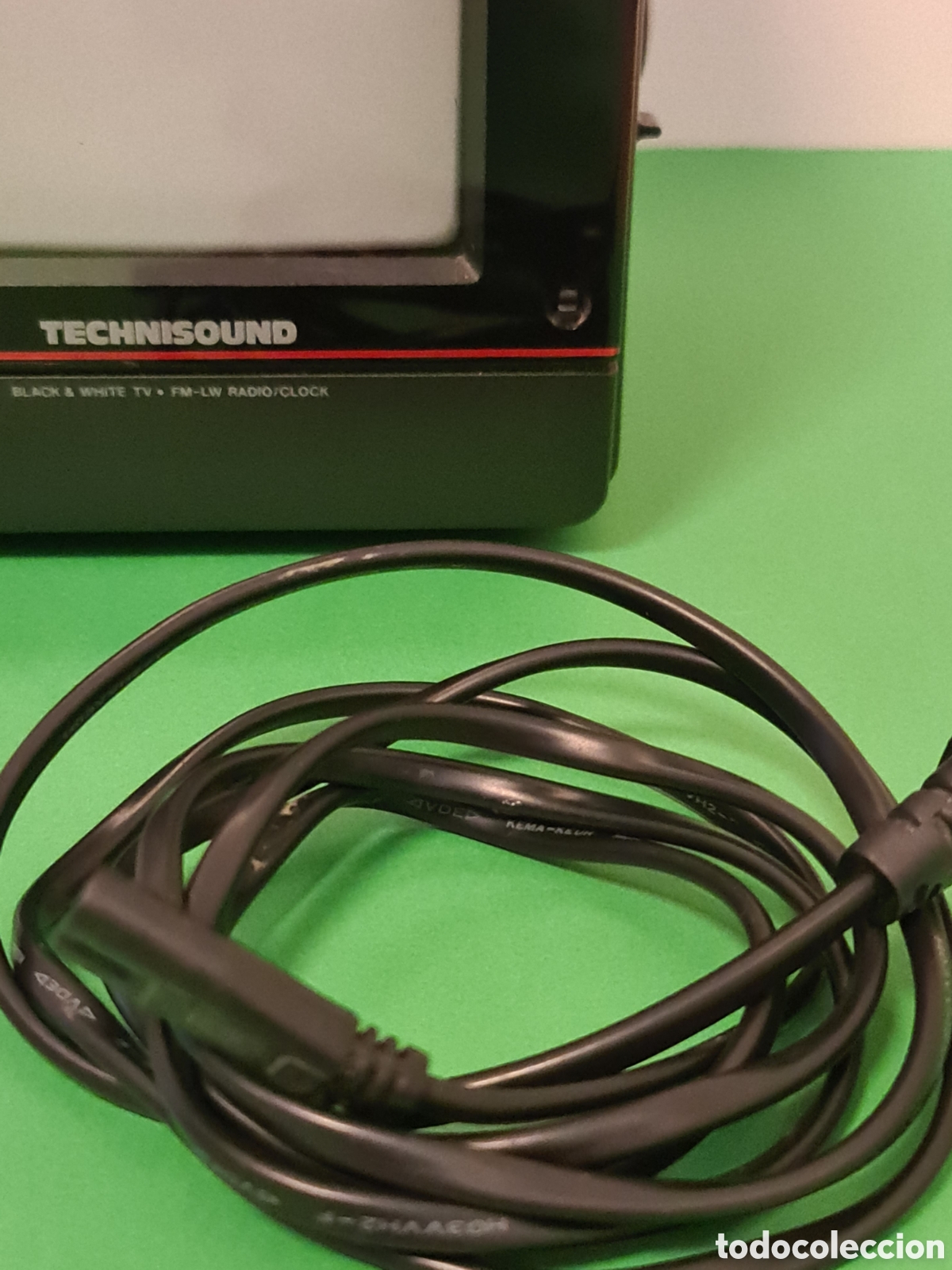 Segunda mano: TECHNISOUND RADIO- TV Port&aacute;til. - Foto 2