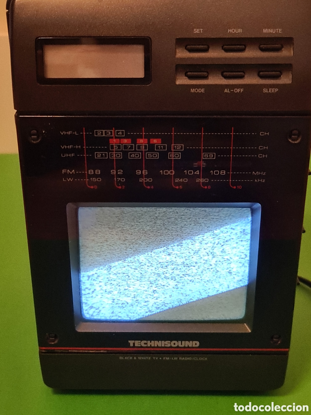 Segunda mano: TECHNISOUND RADIO- TV Port&aacute;til. - Foto 12