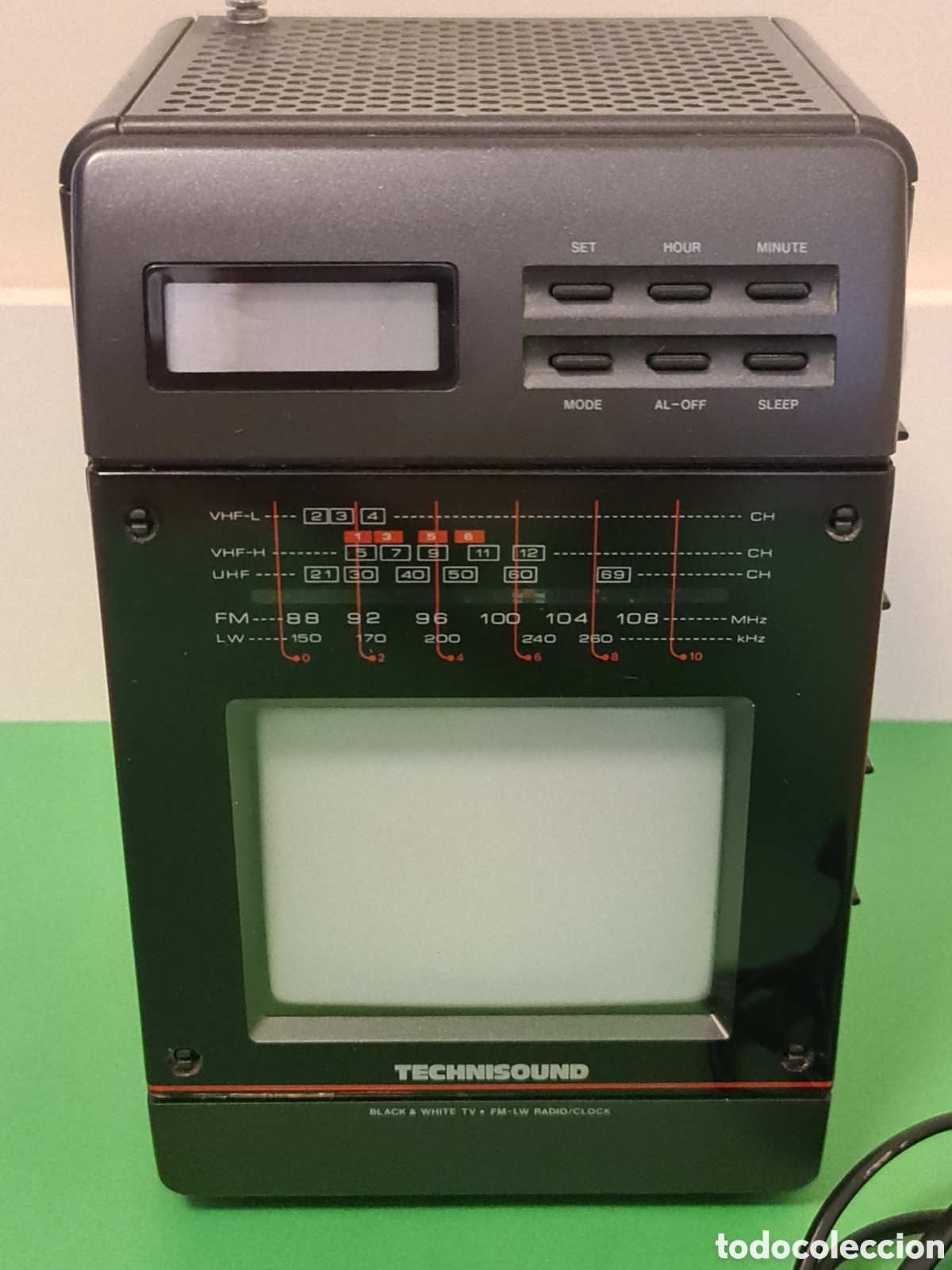 D'Occasion: TECHNISOUND RADIO- TV Port&aacute;til.