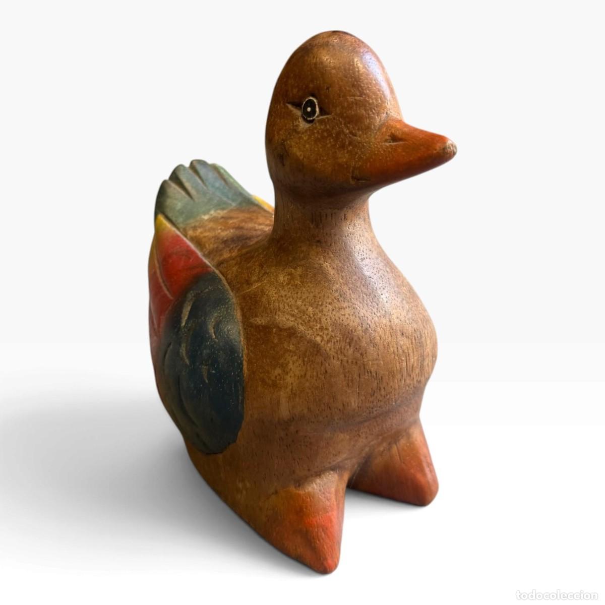 Segunda mano: Pato Decorativo Vintage em Madeira Entalhada e Pintada &agrave; M&atilde;o