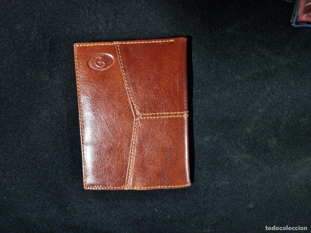 Segunda mano: BONITA CARTERA PARA HOMBRE. COLOR MARRON. ARTESANIA.