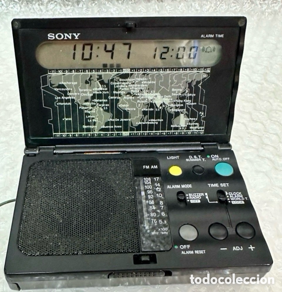 Segunda mano: Sony ICF-C1000 Radio Despertador Con Alarma Pantalla LCD Jap&oacute;n Vintage