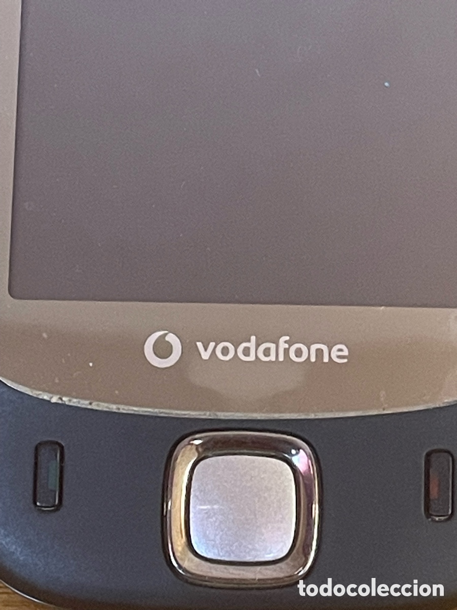 Segunda mano: Tel&eacute;fono HTC Vodafone compacto - Foto 2