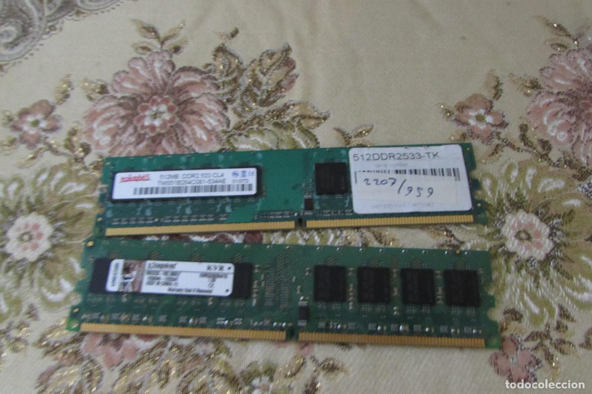 Segunda mano: 2 MEMORIAS 512MB Y 1G TAKEMS Y KINGSTON