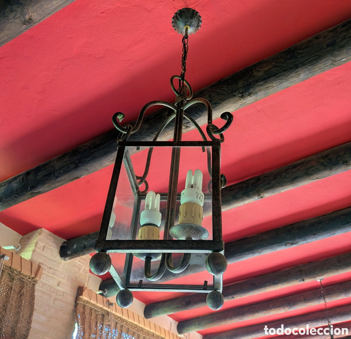 Segunda mano: Farol de techo de hierro marr&oacute;n.