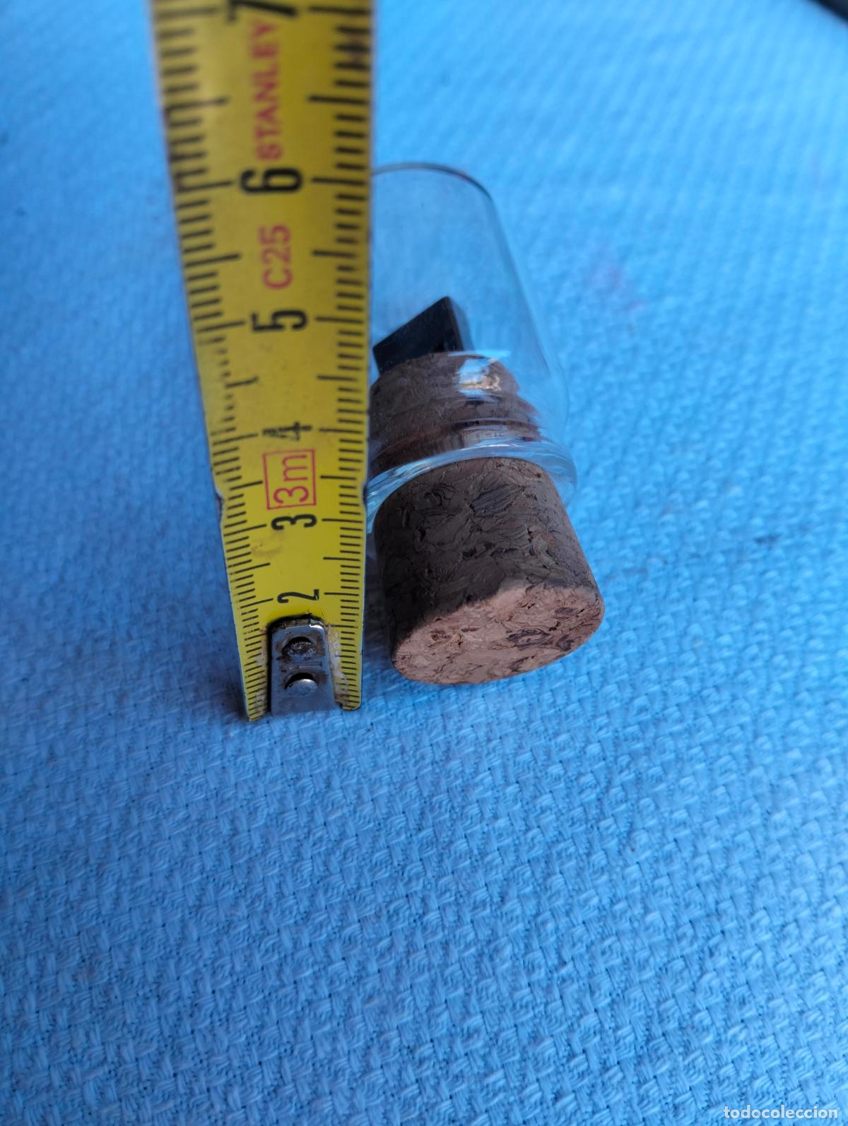 Segunda mano: Curioso pen drive de propaganda en interior de botella de cristal con corcho - Foto 4