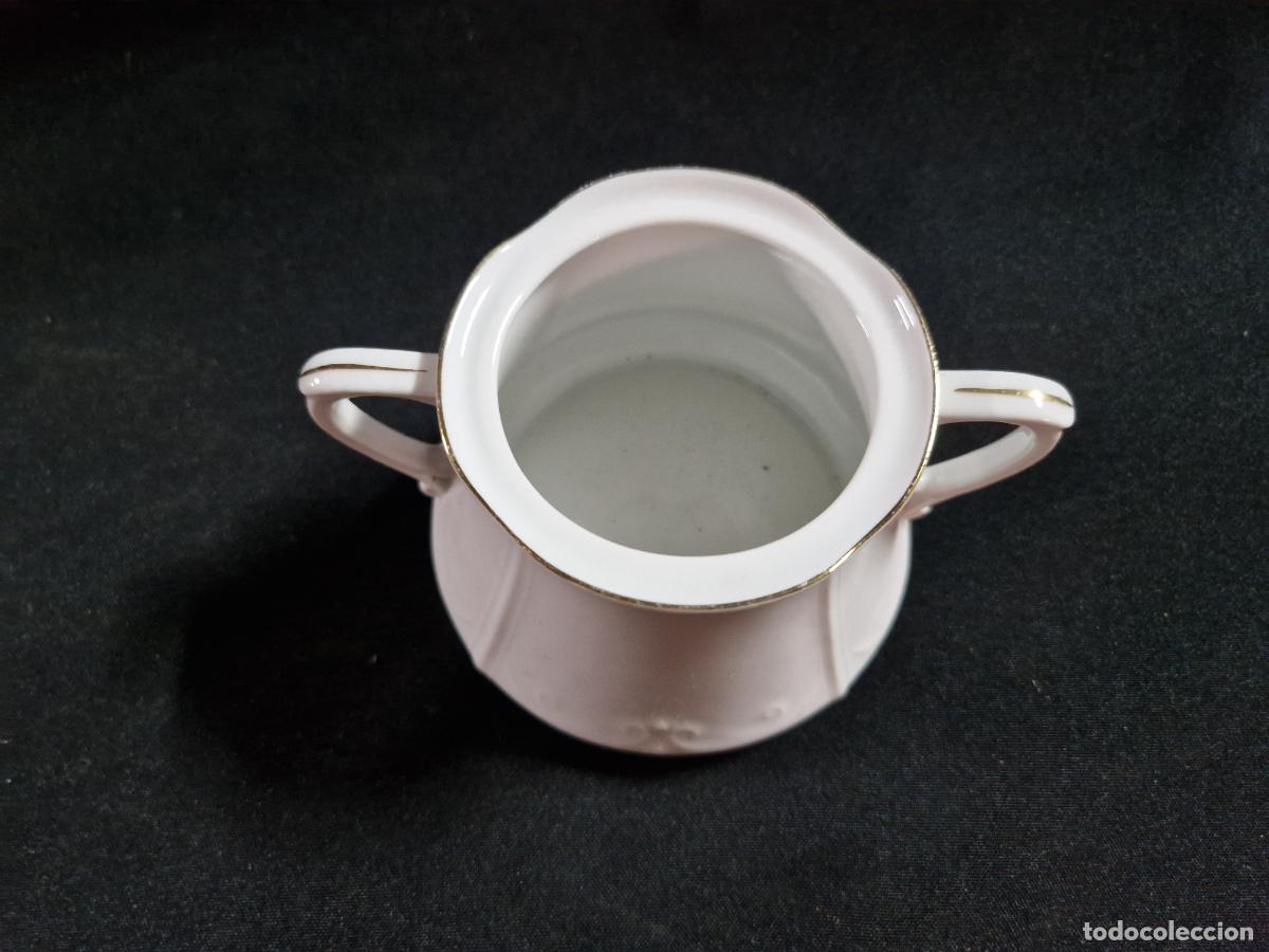 Segunda mano: BONITO AZUCARERO DE PORCELANA. COLOR BLANCO. MEDIDA 7*7