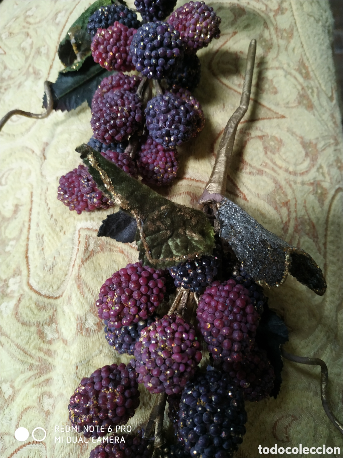 Segunda mano: 2 pics de fruta mora de navidad
