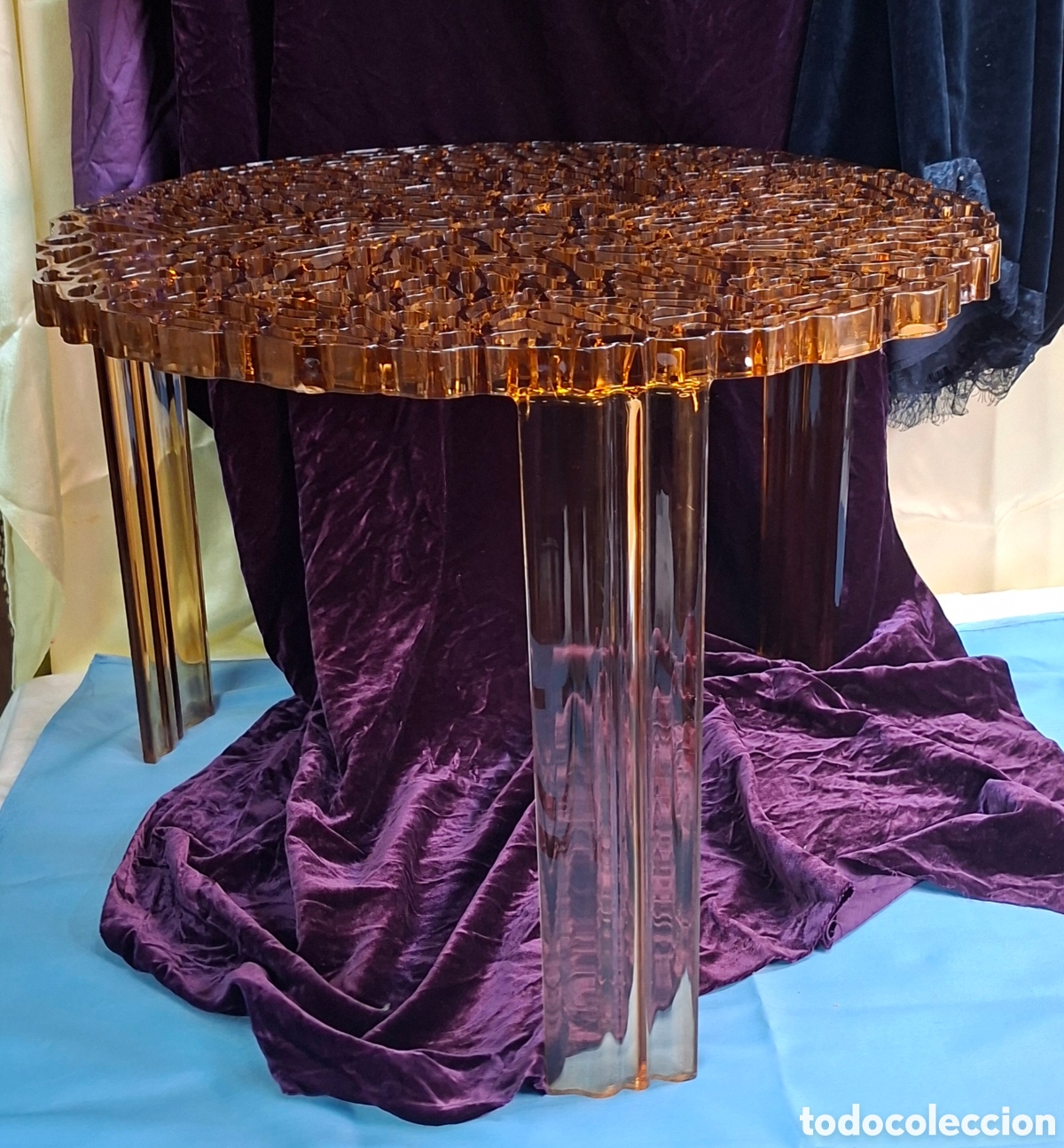 Segunda mano: Mesa de dise&ntilde;o marca Kartell.