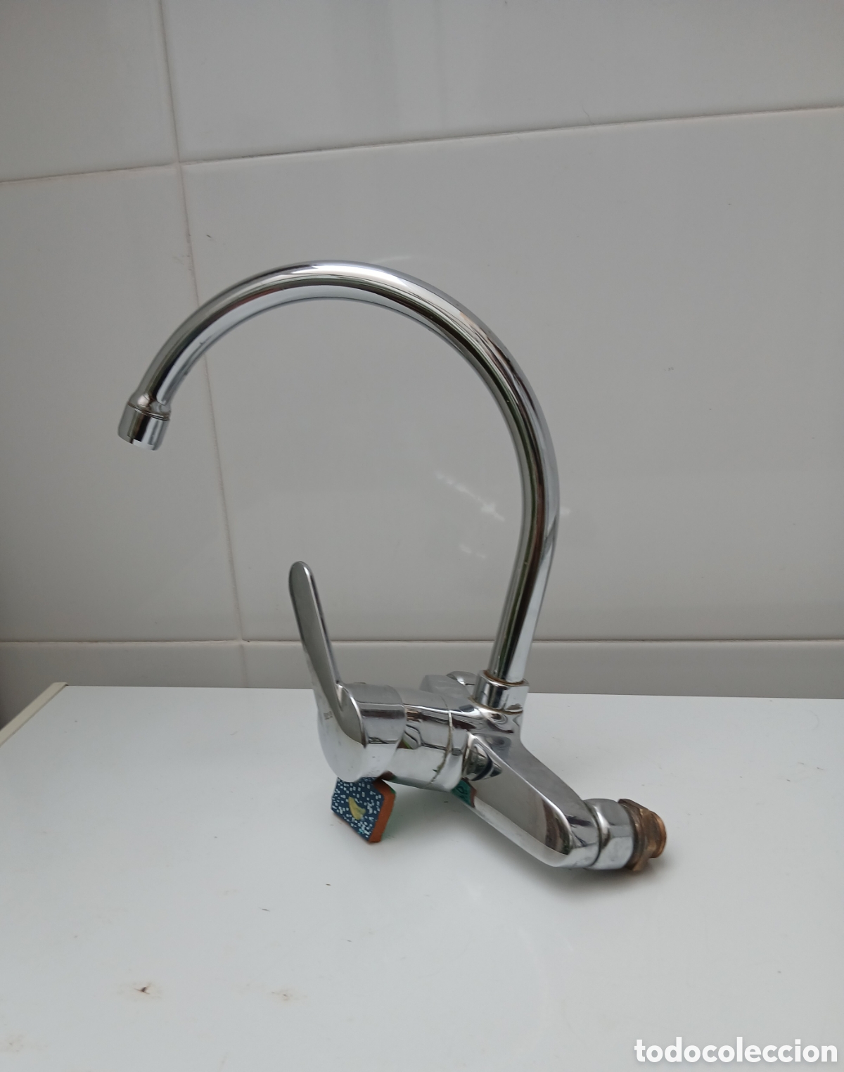 Segunda mano: Grifo cocina ROCA monomando, para pared - Foto 3