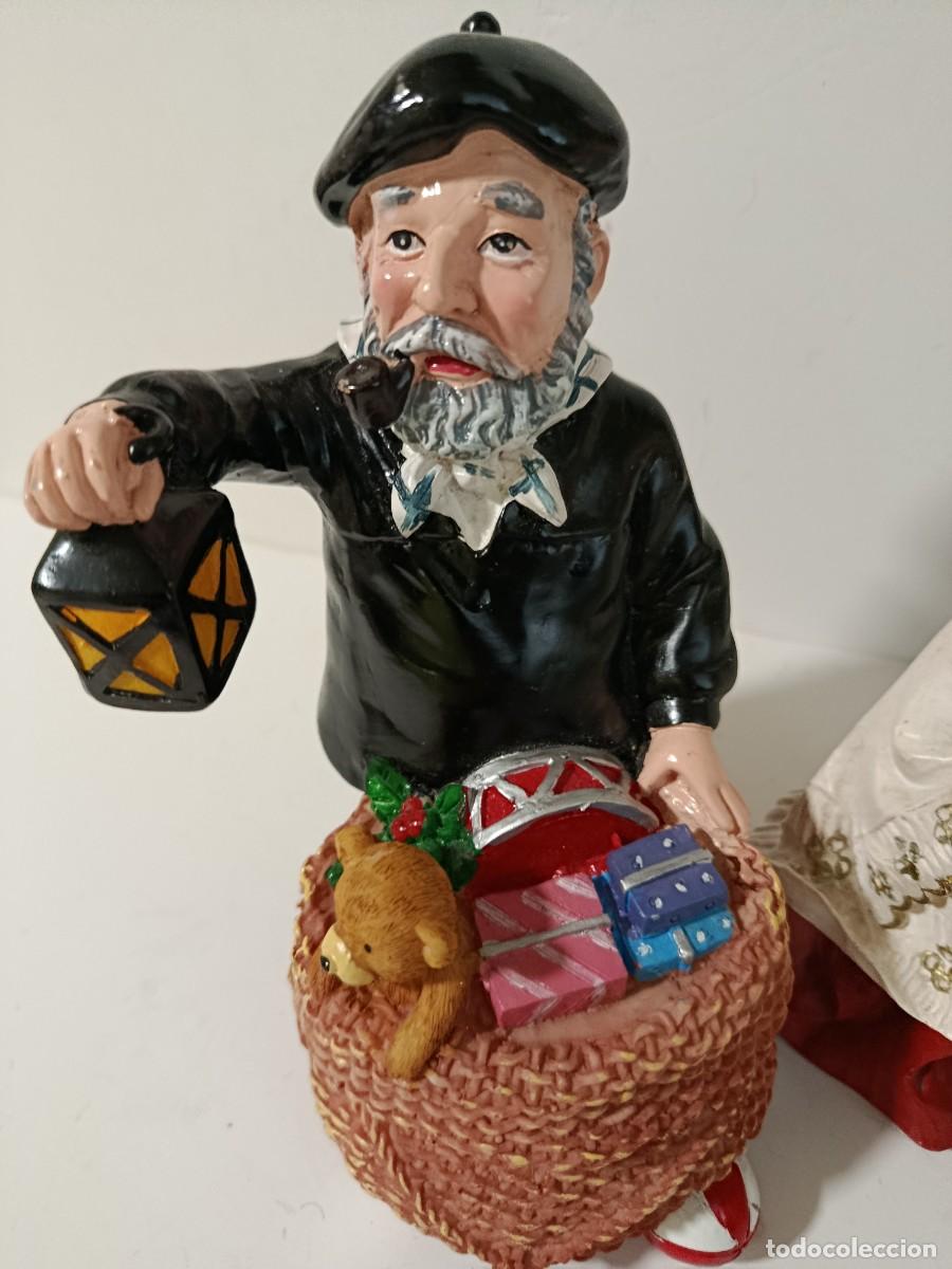 Segunda mano: FIGURAS DE OLENTZERO Y MONAGUILLO CANTANDO - Foto 3