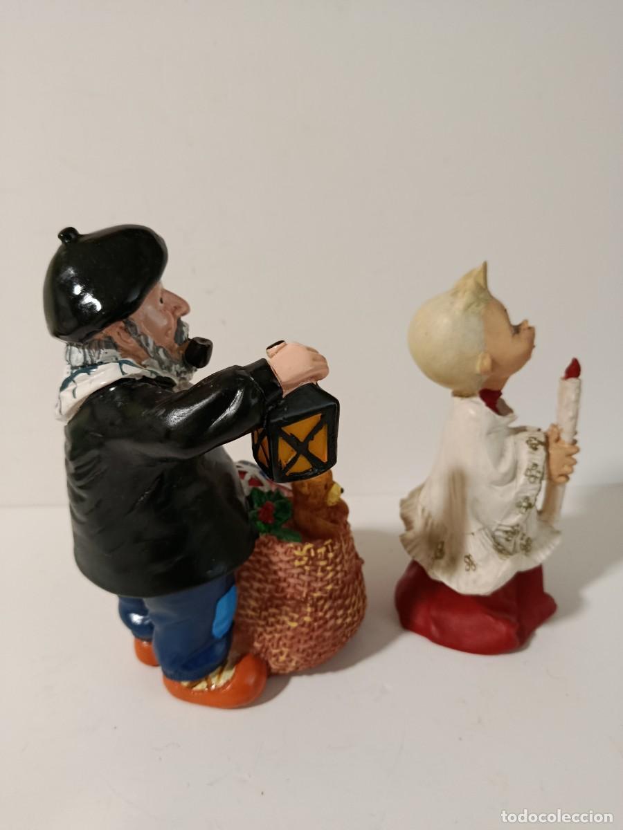 Segunda mano: FIGURAS DE OLENTZERO Y MONAGUILLO CANTANDO - Foto 4