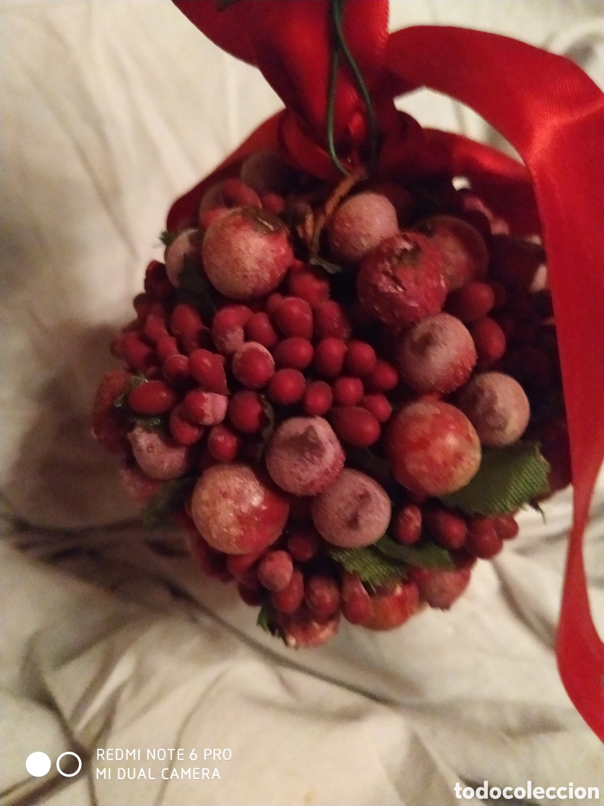 Segunda mano: Pareja de bolas en frutos rojos - Foto 3