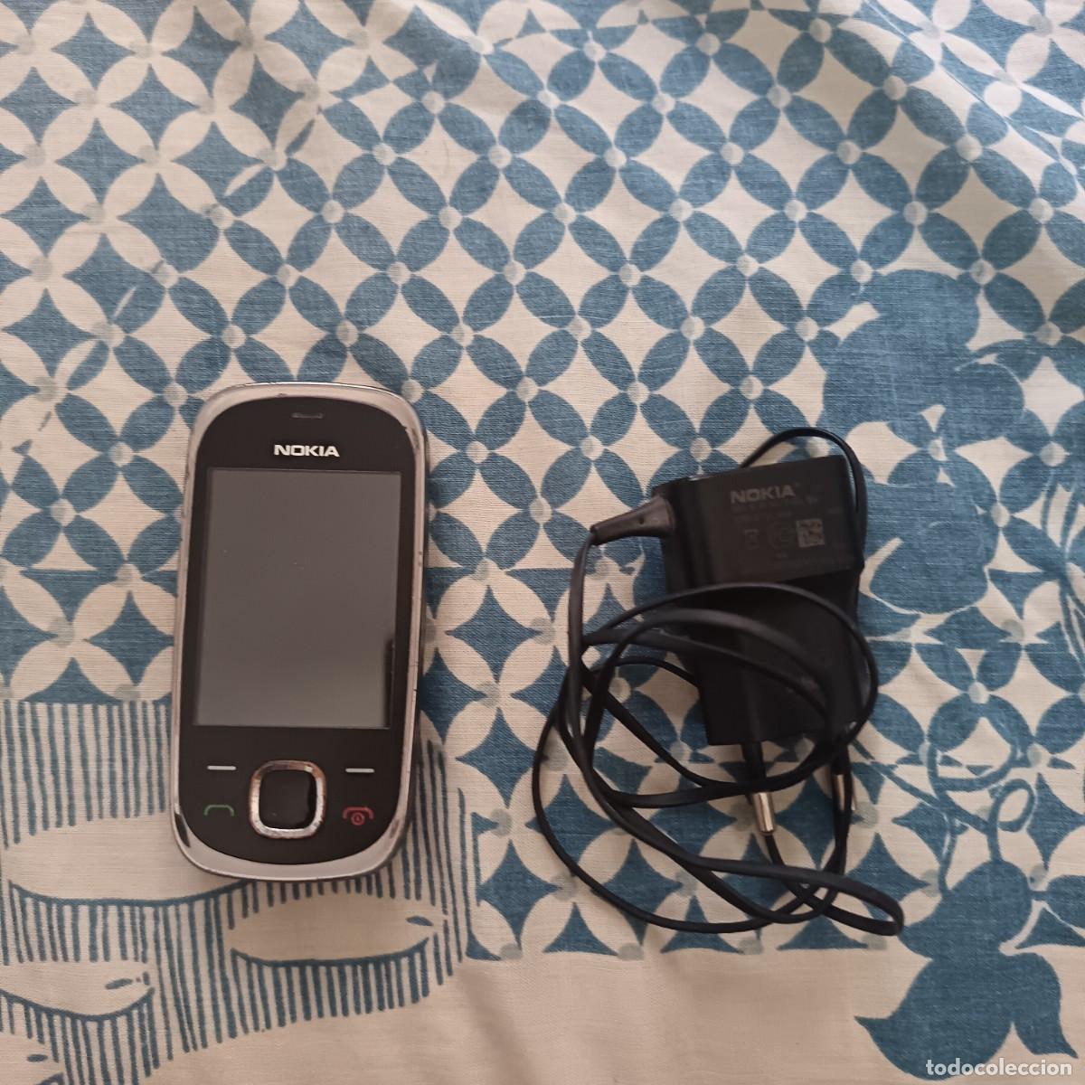 Segunda mano: NOKIA 6111. TELEFONO MOVIL VINTAGE