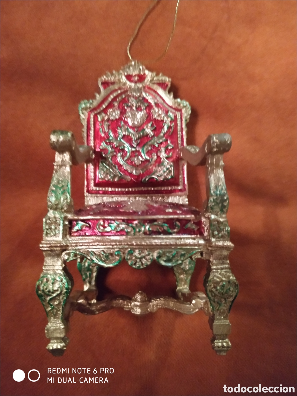 Segunda mano: Miniatura de sill&oacute;n barroco