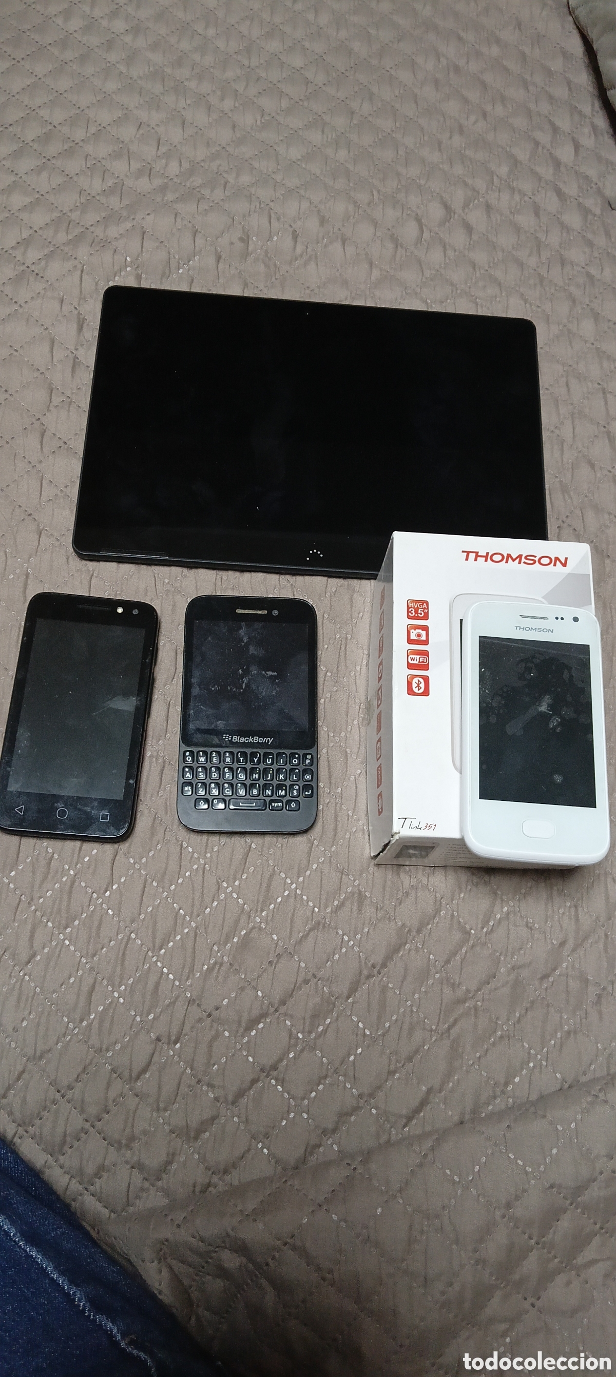 Segunda mano: Lote 3 m&oacute;viles y 1 tablet - Foto 1
