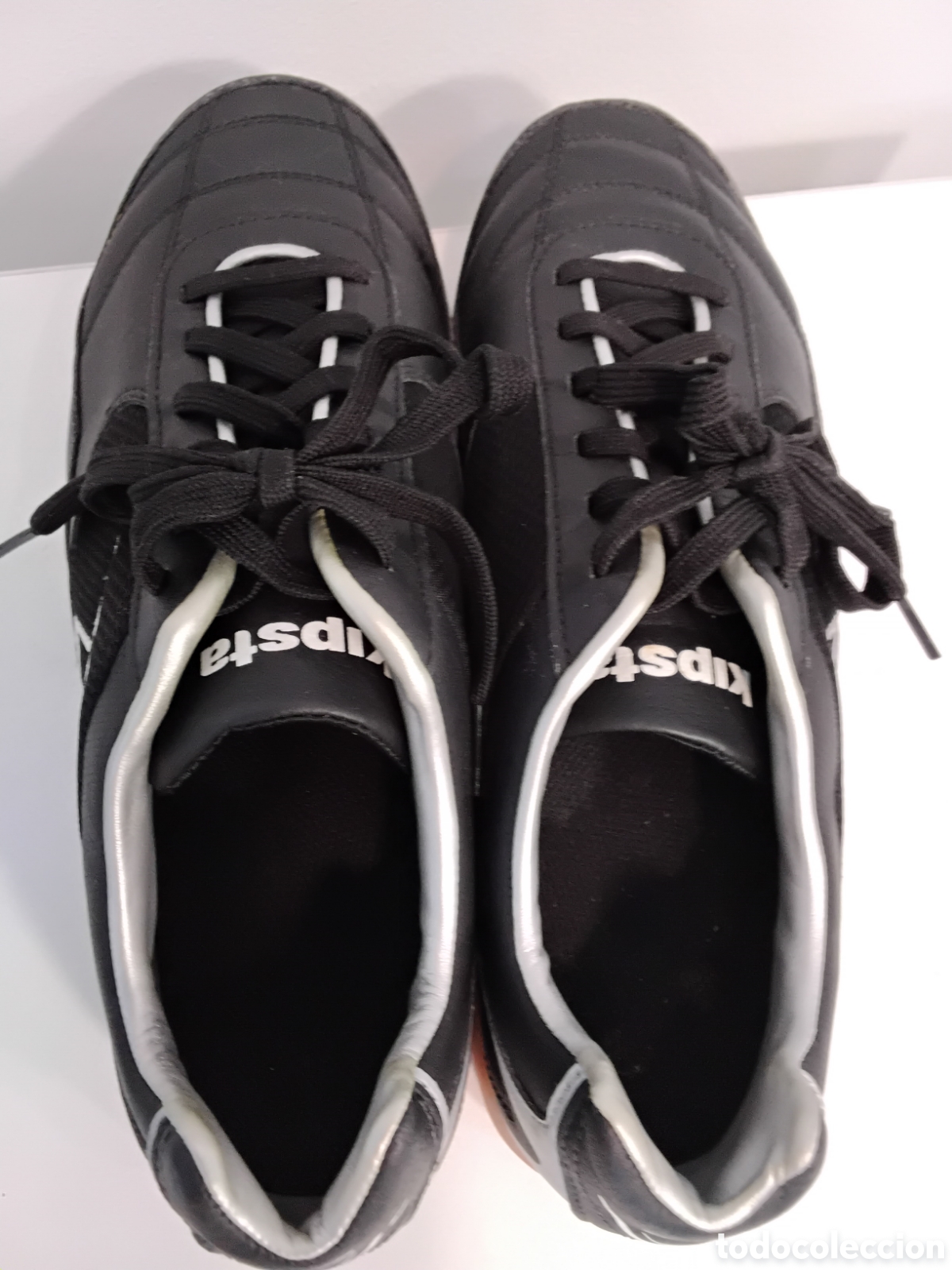 Segunda mano: Botas F&uacute;tbol Sala Kipsta Negras - Foto 6
