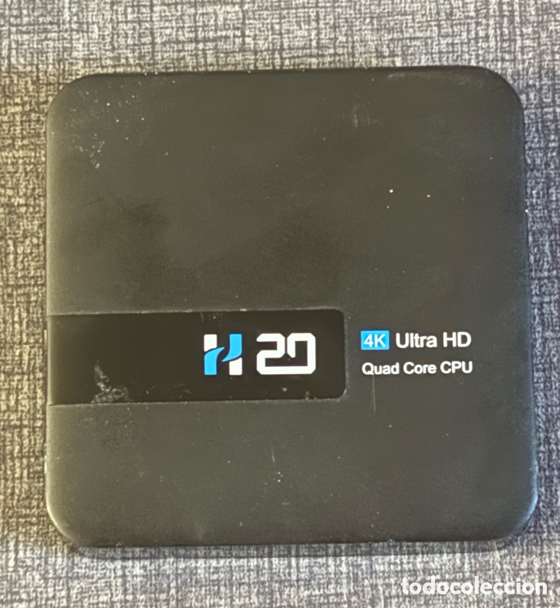 Segunda mano: Android TV Box H20 4K Ultra HD Quad Core - Android 10, 8GB + Cargador