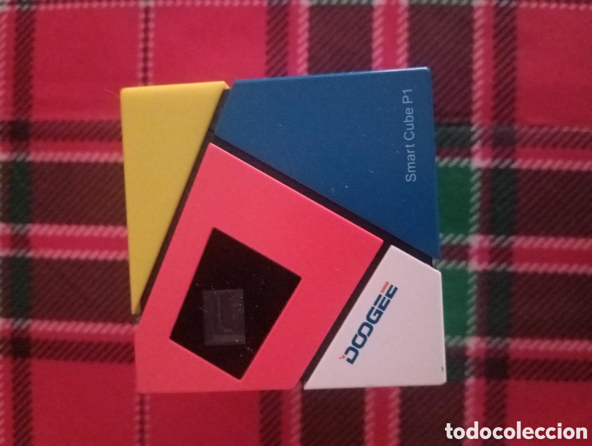 Segunda mano: Doogee Smart Cube P1 leer descripci&oacute;n - Foto 1
