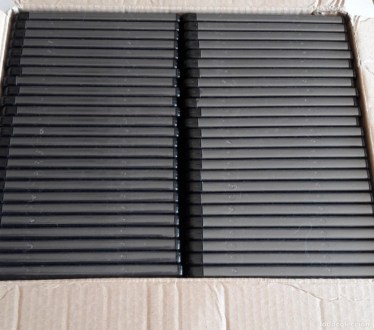 Segunda mano: 50 estuches amaray 11 mm. color negro para discos blu ray