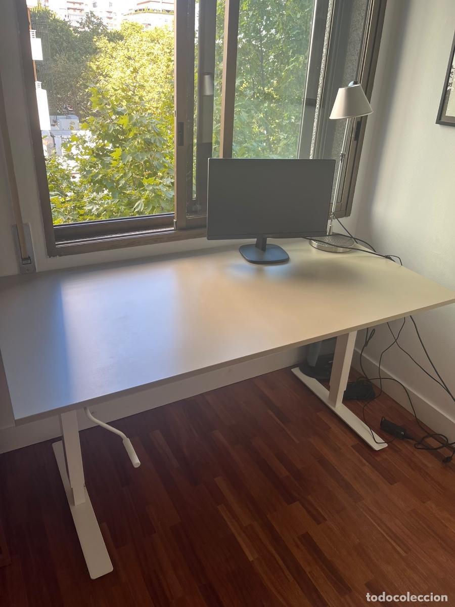 Segunda mano: MESA O ESCRITORIO BLANCO DE IKEA ELEVABLE MANUALMENTE - Foto 5