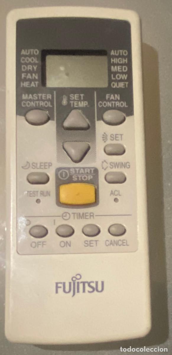 Segunda mano: Mando a distancia de aire acondicionado marca Fujitsu. Modelo AR-JE5. Funciona perfectamente.