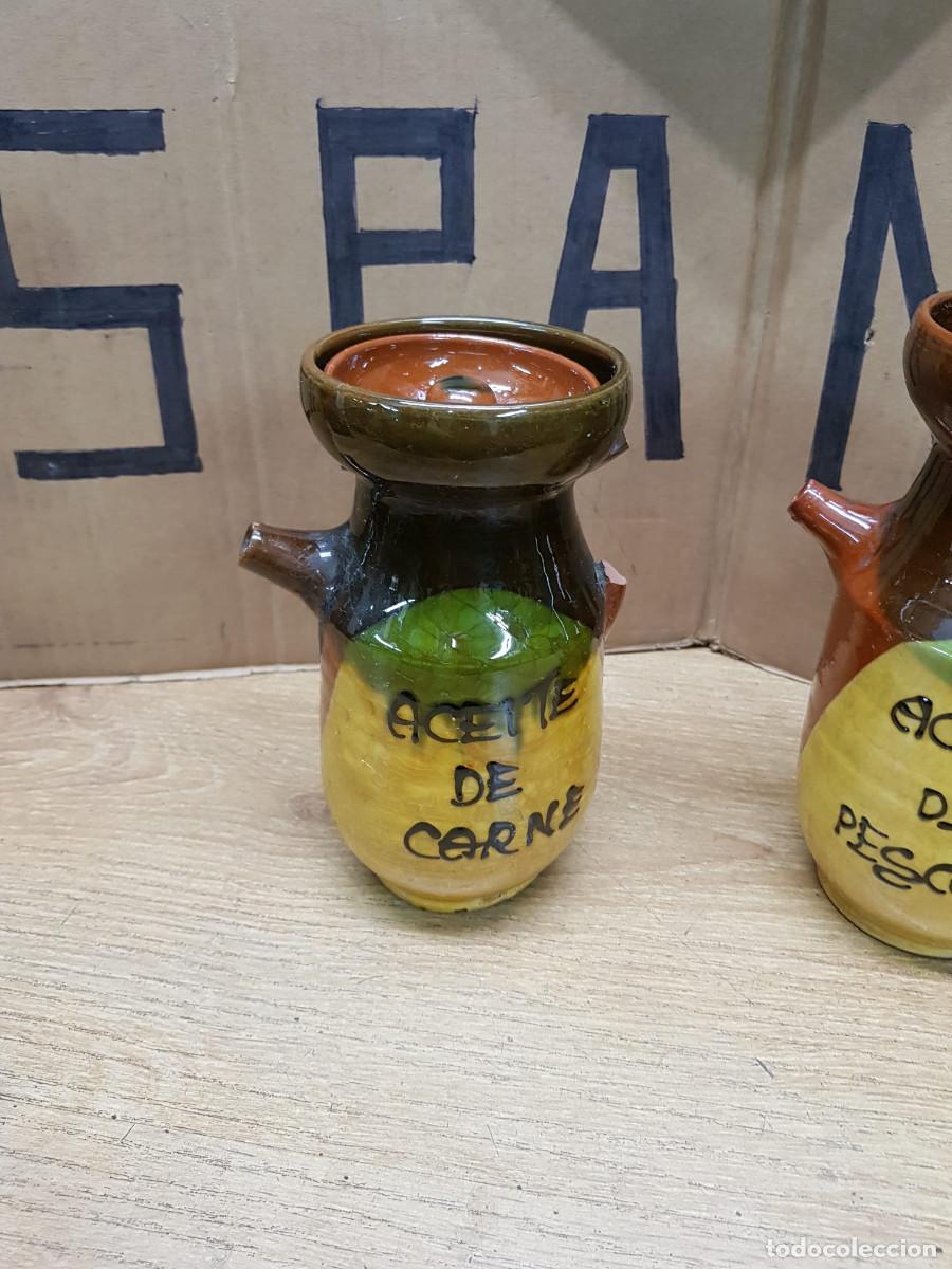 Segunda mano: PAREJA DE BOTES DE ACEITE DE CARNE Y DE ACEITE DE PESCADO - Foto 2