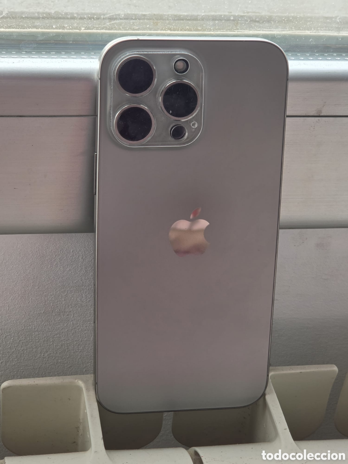 Segunda mano: Iphone 16 Pro Max Practicamente Nuevo - Foto 2