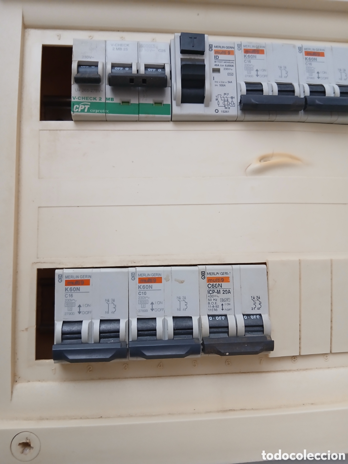 Segunda mano: Cuadro electrico completo con mecanismos - Foto 5