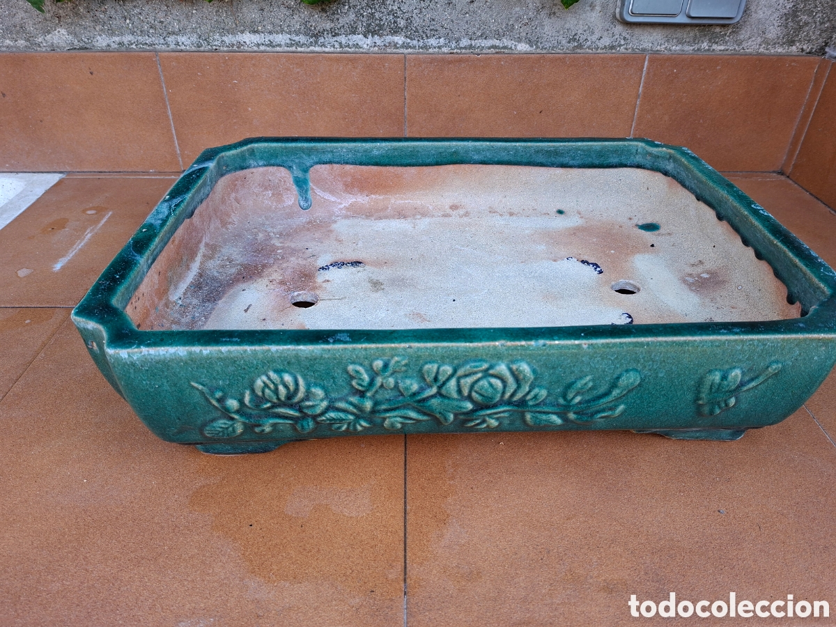 Segunda mano: Maceta de bons&aacute;i cantonesa antigua con esmalte verde turquesa. 50x36x11 y 7.200 kg