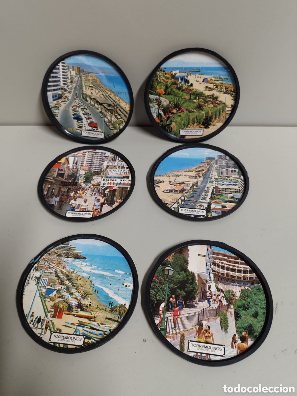 Segunda mano: Vintage. Peque&ntilde;os platillos posavasos con im&aacute;genes de Torremolinos.
