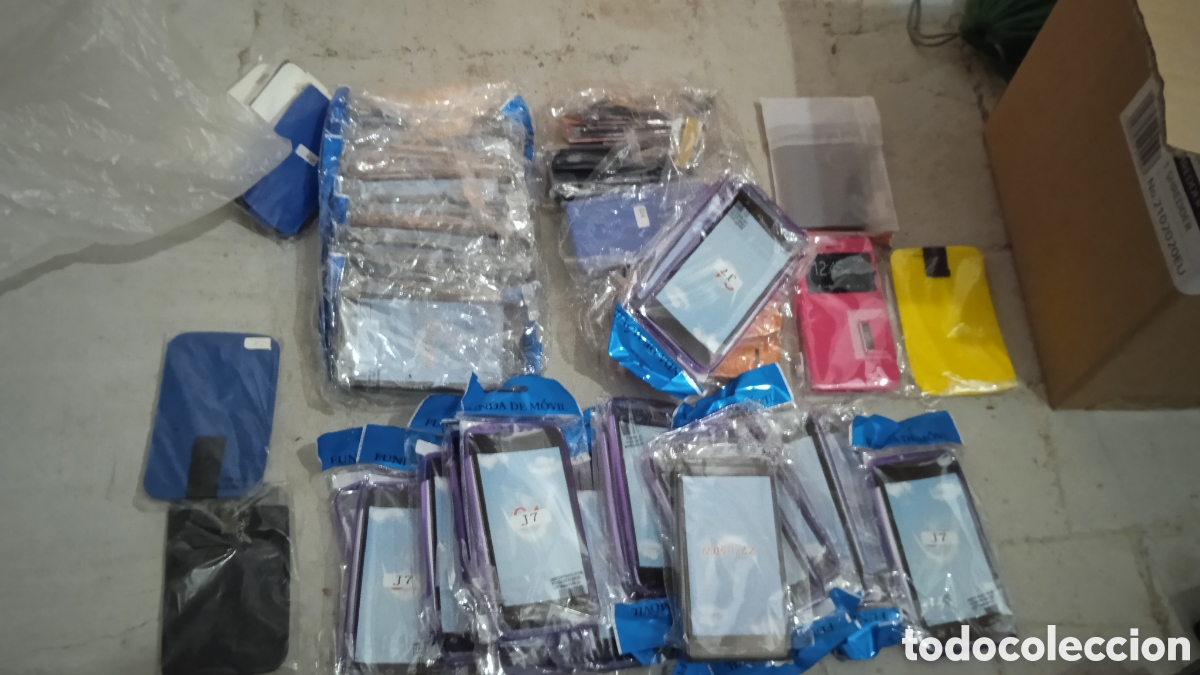 Segunda mano: Lote de fundas y carcasas para m&oacute;vil &ndash; Varias unidades y modelos Descripci&oacute;n: Se vende lote variado