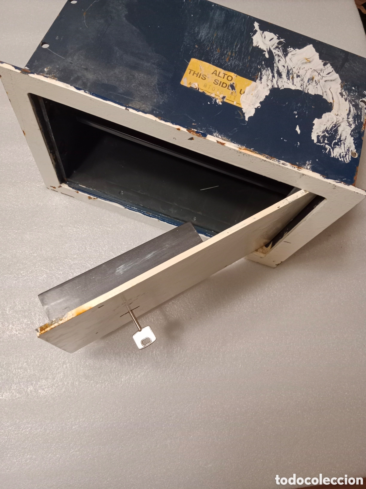 Segunda mano: Caja fuerte de empotrar cisa - Foto 1