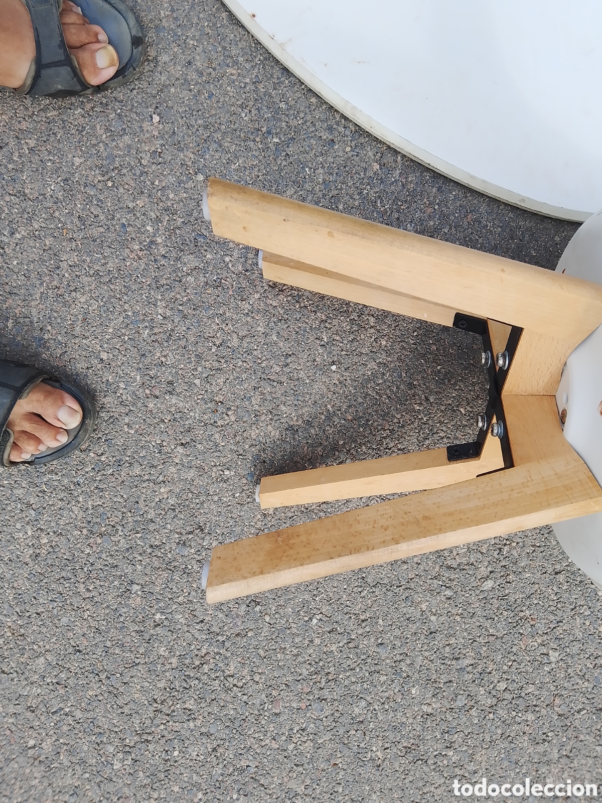 Segunda mano: MESA CON DOS SILLAS MADERA Y METAL - Foto 21