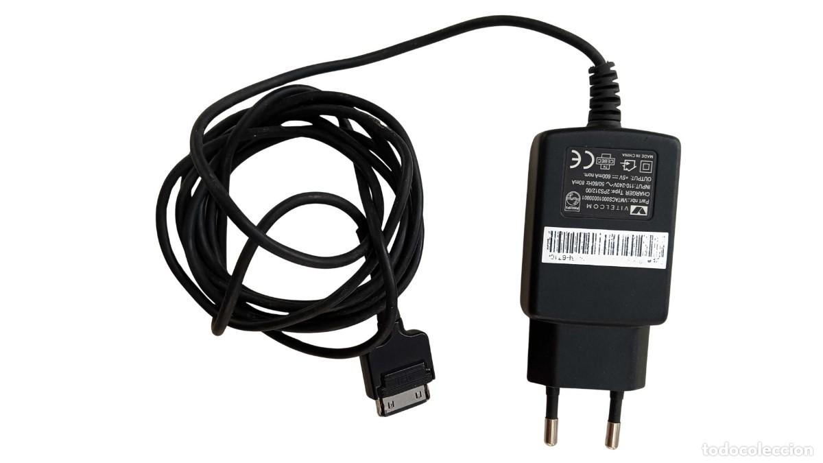 Segunda mano: CARGADOR DE RED VITELCOM / PHILIPS TIPO 2PS312/00 - SALIDA 5 V 600 mA - a&ntilde;os 2003/06